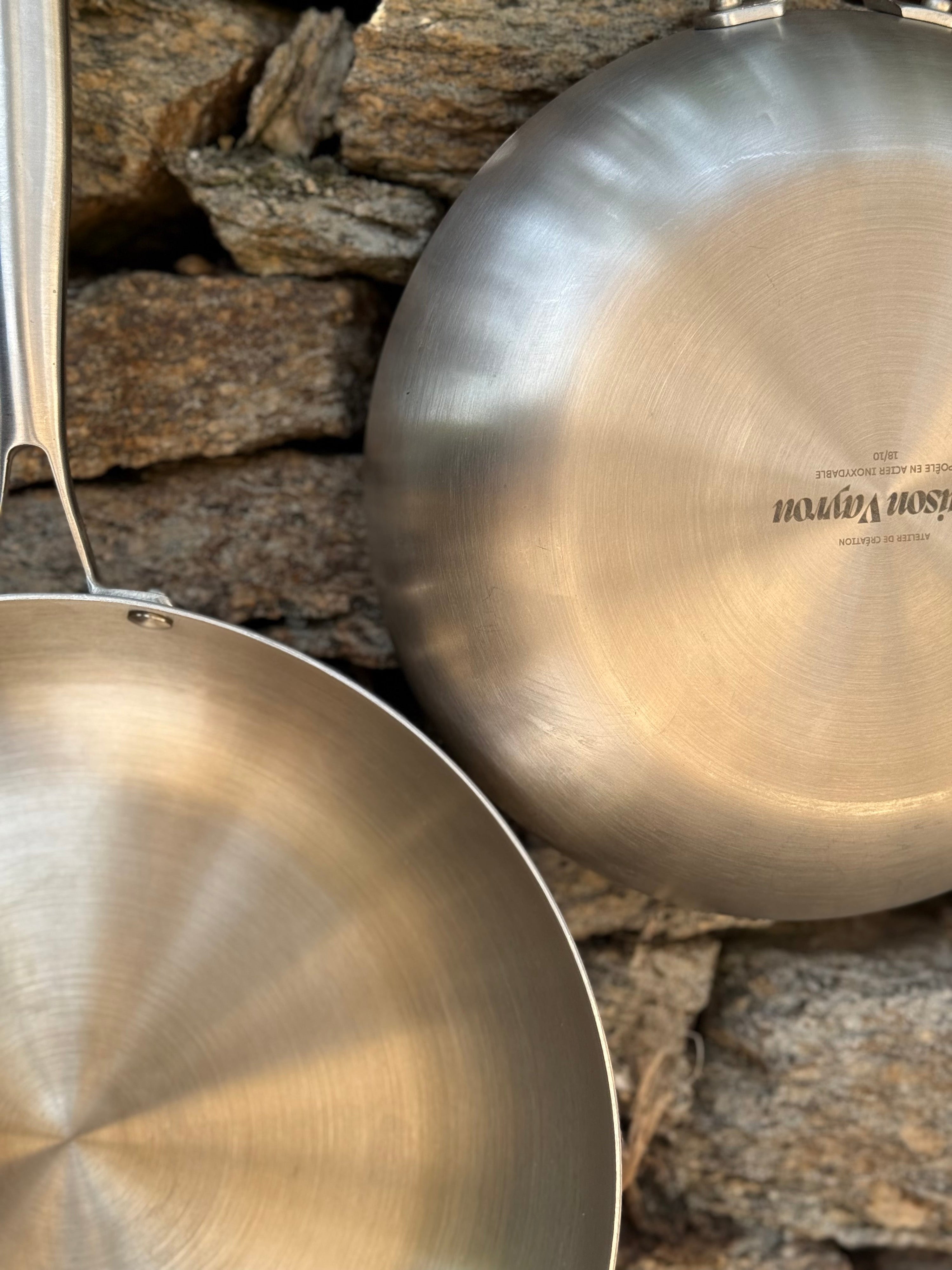 Pourquoi choisir une poêle en inox ?